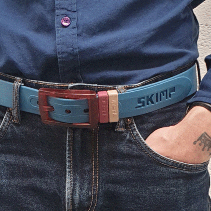 ceinture old blue et boucle bordeaux portée  homme