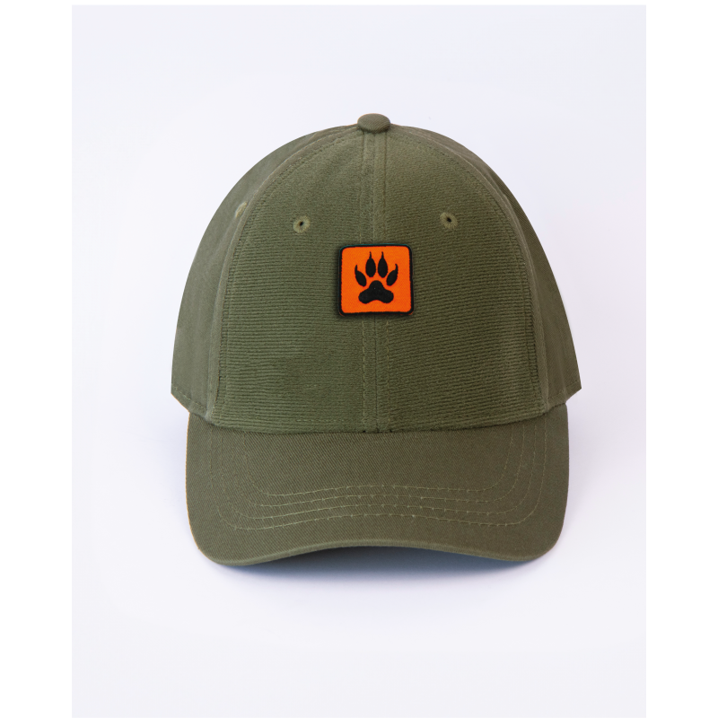patch patte ours orange et noir sur casquette kaki