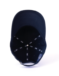 intérieur casquette marine