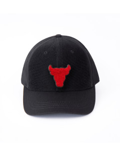 patch bulls sur casquette noire