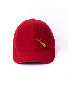 patch skate sur casquette rouge