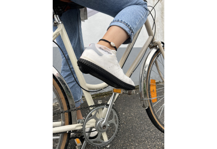 L’arme secrète pour les adeptes du deux-roues sous la pluie